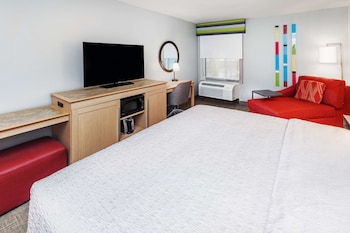 One king bed non smoking