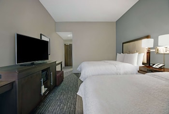 Comfort Two Queen Beds