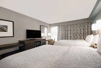 Comfort Two Queen Beds