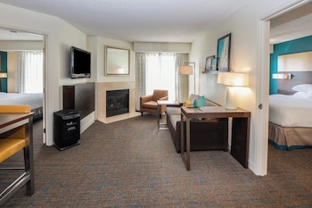Suite, 2 Bedrooms, Fireplace