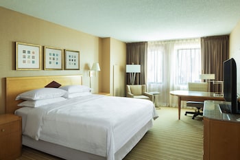 Deluxe Room, 1 King Bed