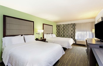 Two Queen Beds, Non-Smoking, Accessible