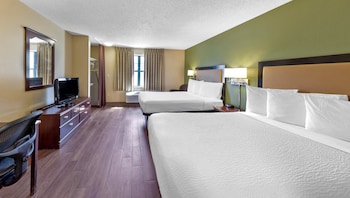 Standard Room, 2 Double Beds, Accessible, Non Smoking (Kitchen)