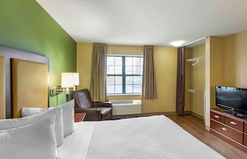 Studio, 1 Queen Bed, Accessible, Non Smoking