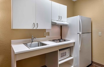 Studio, 1 Queen Bed, Accessible, Non Smoking