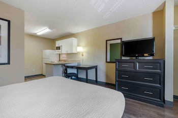 Studio, 1 Queen Bed, Non Smoking