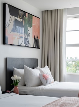 Pool View Room - 2 Double Beds