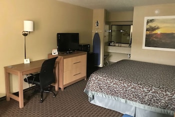Room, 1 King Bed with Sofa bed, Non Smoking