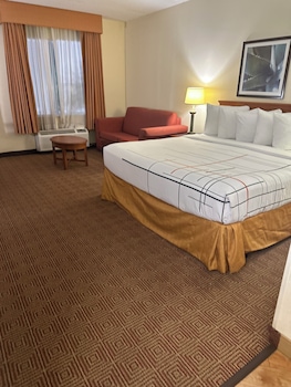Deluxe Room, 1 King Bed, Non Smoking