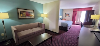 Suite, 1 King Bed, Microwave