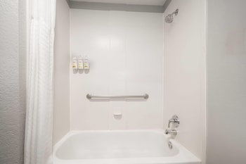 Deluxe Room, 2 Double Beds, Non Smoking
