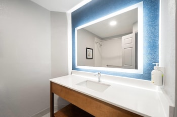 Deluxe Room, 2 Double Beds, Non Smoking