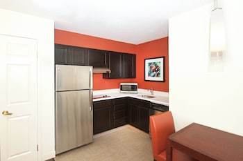 Studio, 1 Queen Bed with Sofa bed