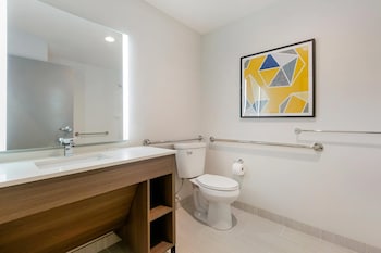 Suite, Non Smoking (1 King Bed, 1 Double Bed)