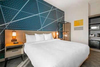 Standard Room, 1 King Bed, Non Smoking