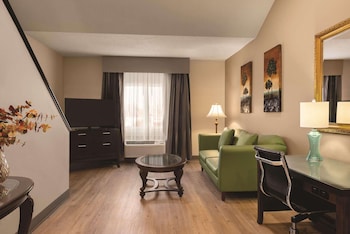 Premium Suite, 1 King Bed, Non Smoking, Jetted Tub