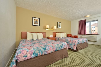 Room, 2 Queen Beds, Non Smoking