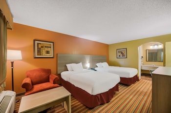 Standard Room, 2 Double Beds, Non Smoking, Refrigerator & Microwave