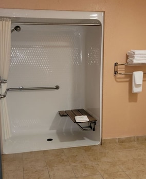 Room, 2 Queen Beds, Accessible, Non Smoking