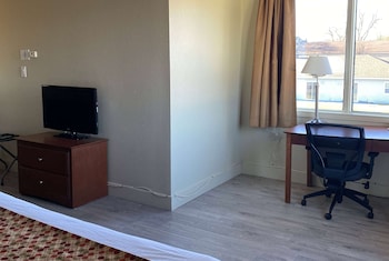 Upgraded, Suite, Multiple Beds, Non Smoking