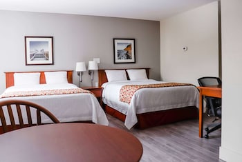 Upgraded, Room, 2 Queen Beds, Non Smoking