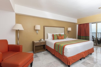 Junior Room, Partial Ocean View