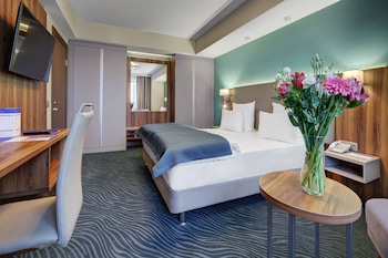 Luxury Suite