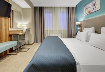 Standard Double bed