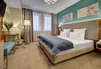 Standard Double bed