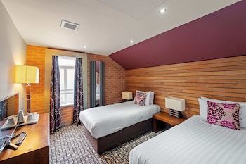 Dainton Suite