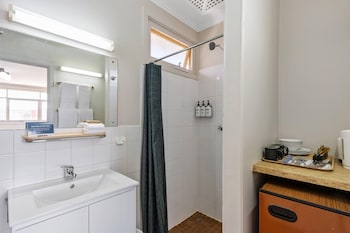 Standard Room, Multiple Beds, Non Smoking