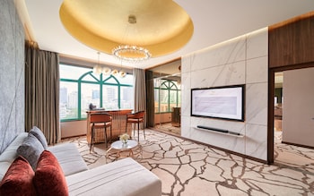 Premier Suite