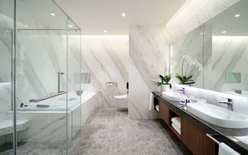 Premier Suite