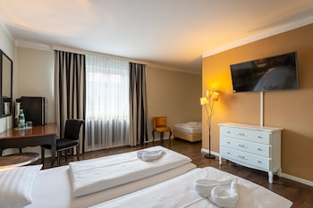 Comfort Triple Room