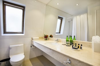 Junior Suite, 1 Queen Bed