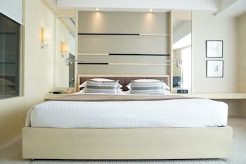 Executive Business Room