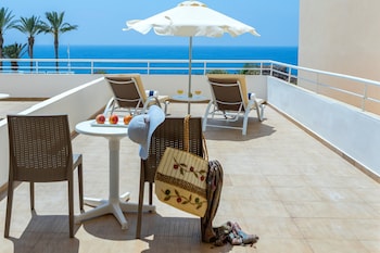 Superior Double or Twin Room, Sea View