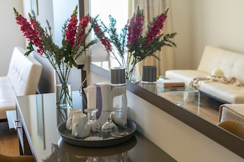 Family Room, Garden View