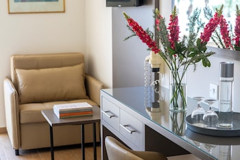 Double or Twin Room, 1 Double or 2 Twin Beds, Sea View