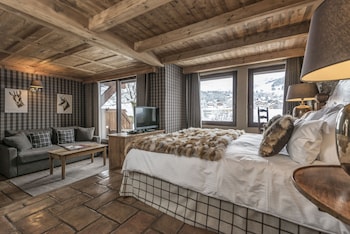 Prestige Room