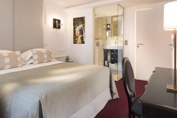 Traditional Room