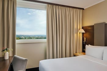 Standard Room (Extra Bed 2 adults + 1 child)