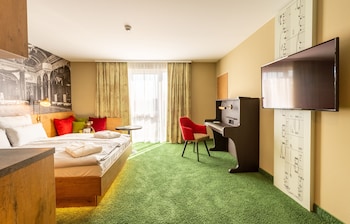 TASTY Double Room with kitchenette