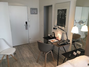 Basic Room (New Style)