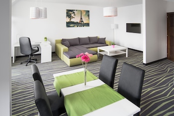 Deluxe Apartment