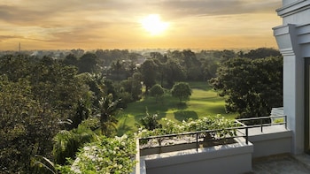 Premier Room, 1 King Bed, Balcony, Golf View