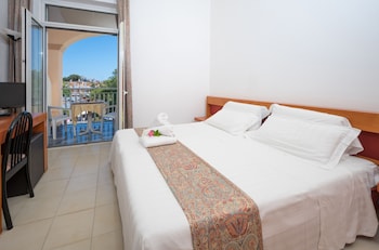 Classic Double or Twin Room