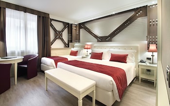 Deluxe Triple Room