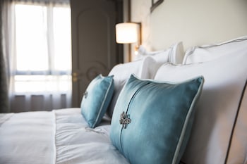 Prestige Suite