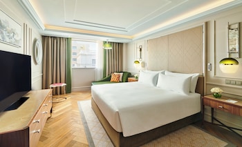 Suite, 1 King Bed